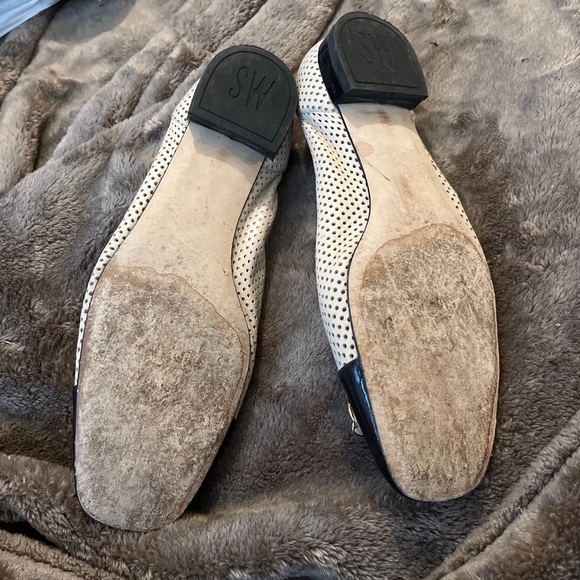 Stuart Weitzman Pan Nappa Chainolo Flats Size 9.5M - Picture 4 of 5